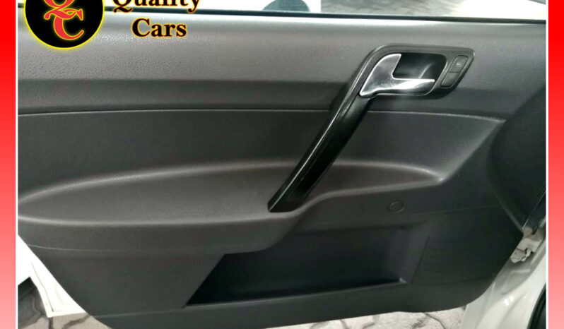 
								VOLKSWAGEN POLO VIVO 1.6 TRENTLINE full									