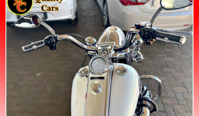 
								HARLEY DAVIDSON CVO ROAD KING full									