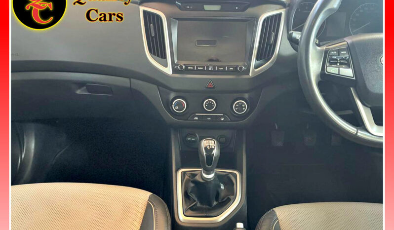 
								HYUNDAI CRETA 1.6 EXECUTIVE full									