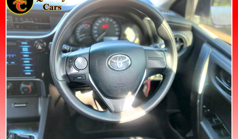 
								TOYOTA COROLLA QUEST PLUS 1.8 full									