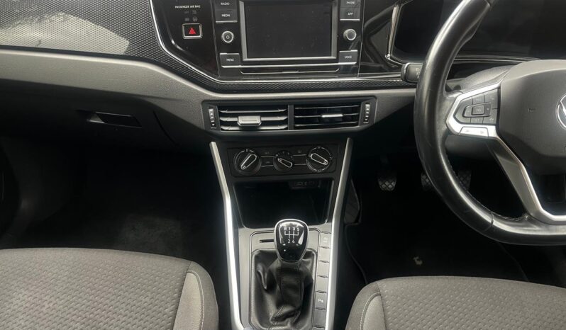 
								VOLKSWAGEN POLO 1.0 TSI full									