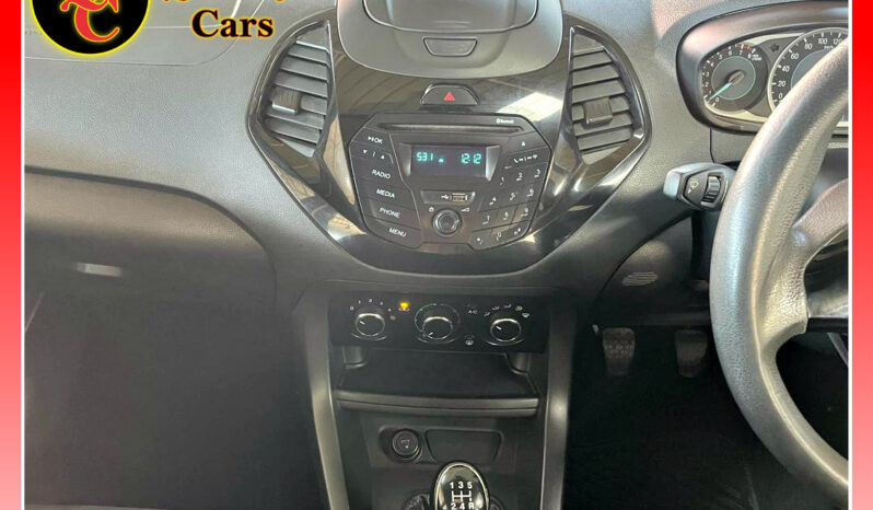 
								FORD FIGO 1.5 AMBIENTE full									