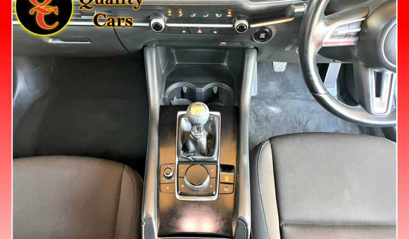 
								MAZDA 3 1.5 DYNAMIC 5DR full									
