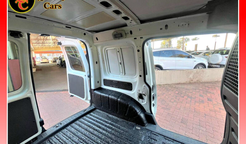 
								VOLKSWAGEN CADDY 4 1.6i F/C P/V full									