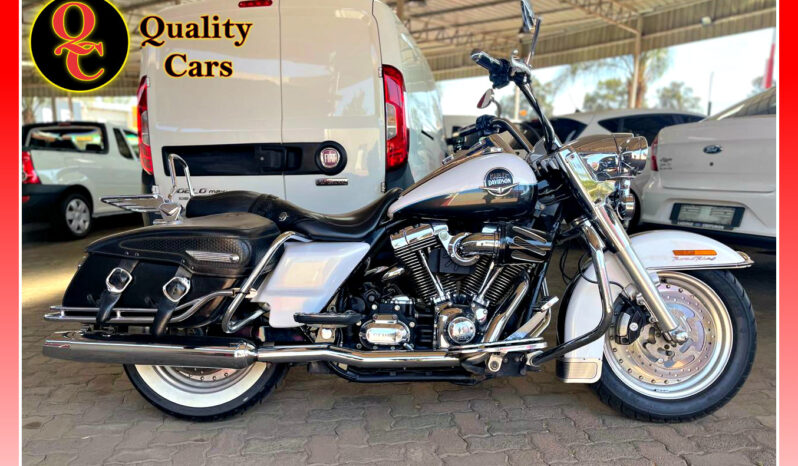 
								HARLEY DAVIDSON CVO ROAD KING full									