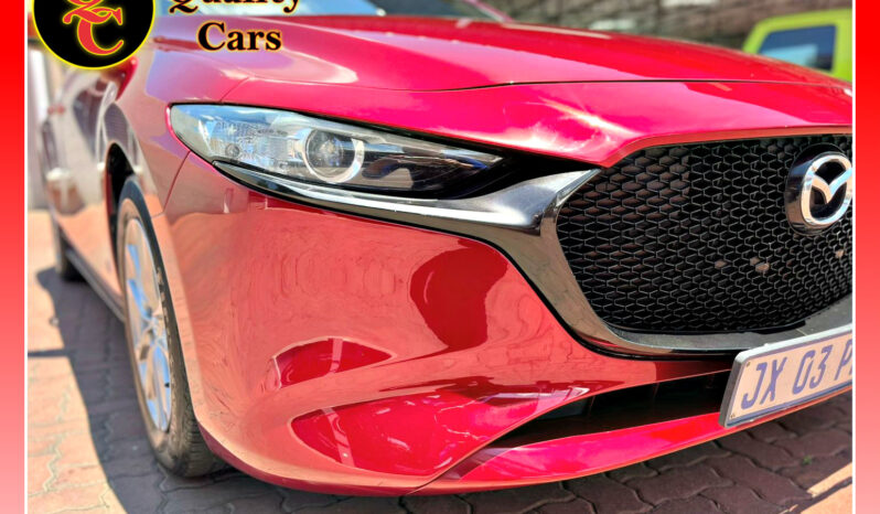 
								MAZDA 3 1.5 DYNAMIC 5DR full									