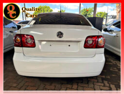 VOLKSWAGEN POLO VIVO 1.6 TRENTLINE