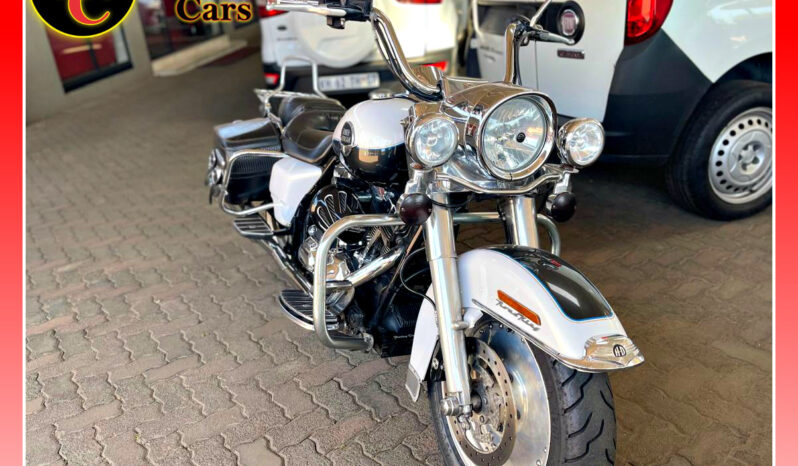 
								HARLEY DAVIDSON CVO ROAD KING full									