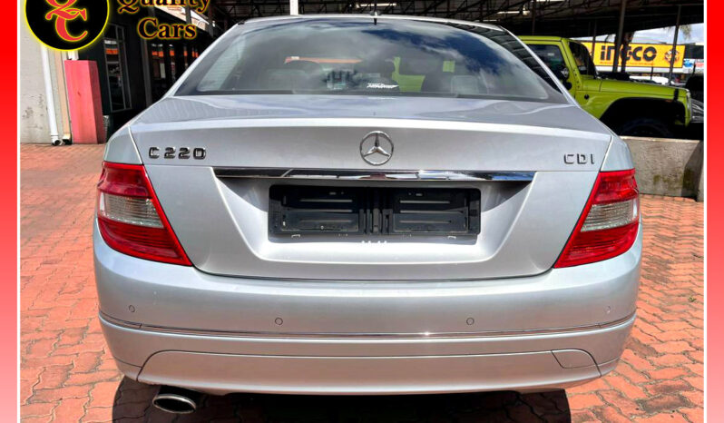 
								MERC C220 CDI AUTO full									