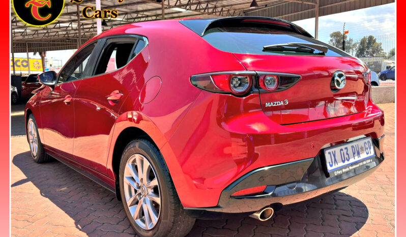 
								MAZDA 3 1.5 DYNAMIC 5DR full									