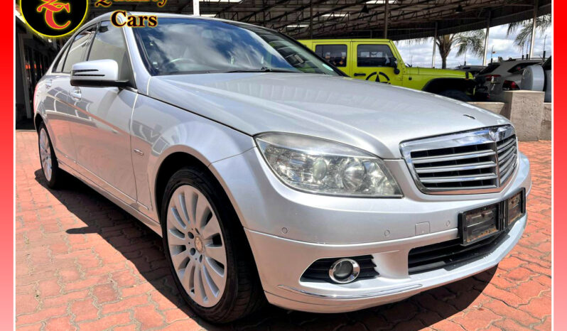 
								MERC C220 CDI AUTO full									