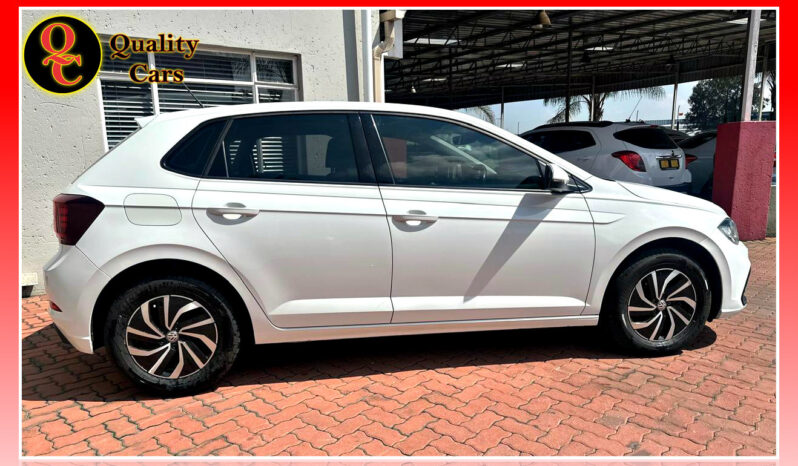 
								VW Polo 1.0 tsi Sporty Light on Fuel full									