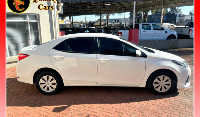 
								TOYOTA COROLLA QUEST PLUS 1.8 full									