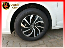 
										VW Polo 1.0 tsi Sporty Light on Fuel full									