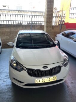 KIA CERATO 2.0 EX