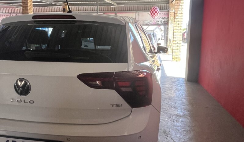 
								VOLKSWAGEN POLO 1.0 TSI full									