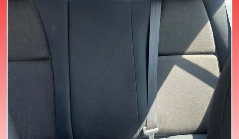 
								MAZDA 3 1.5 ACTIVE full									