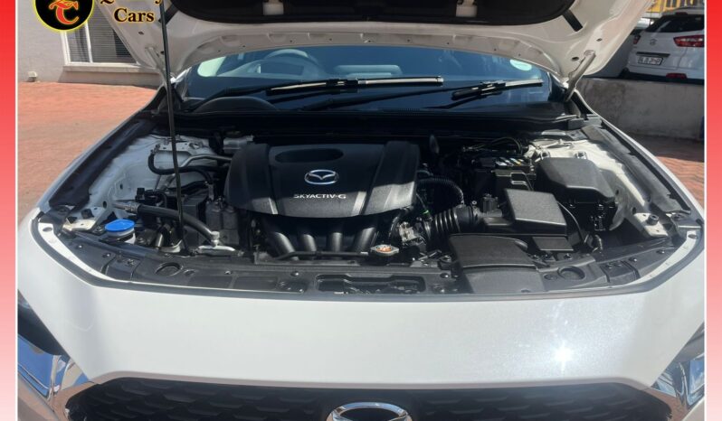 
								MAZDA 3 1.5 ACTIVE full									