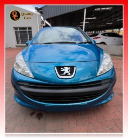 PEUGEOT 207 1.4 XR