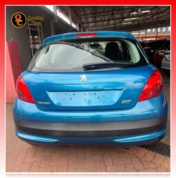 
										PEUGEOT 207 1.4 XR full									