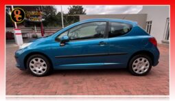 
										PEUGEOT 207 1.4 XR full									