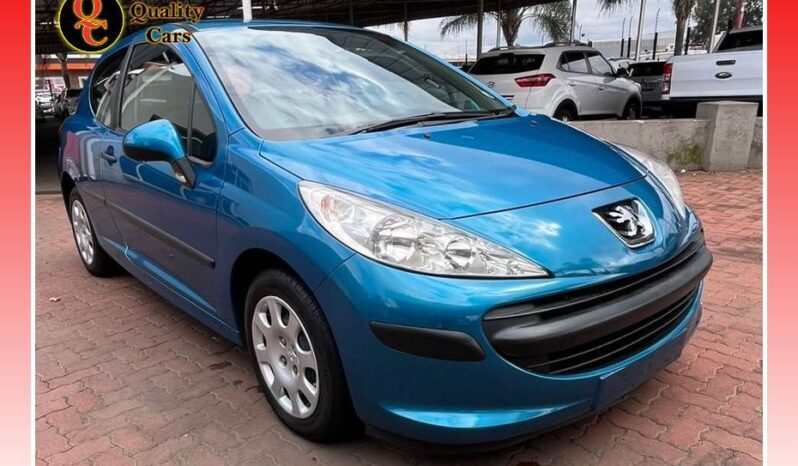 
								PEUGEOT 207 1.4 XR full									