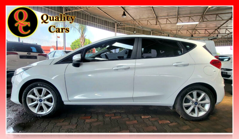 
								FORD FIESTA 1.0 ECOBOOST TRENT 5DR full									