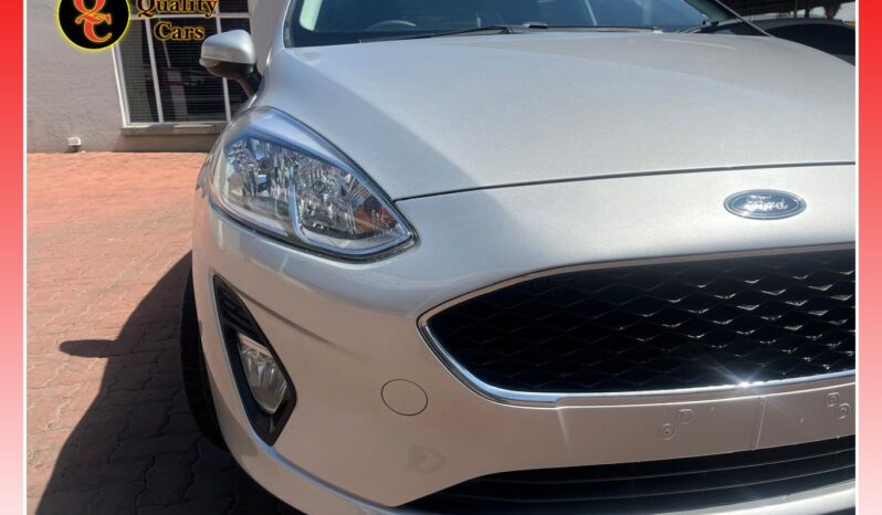
								FORD FIESTA 1.0 ECOBOOST TREND full									