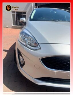 
										FORD FIESTA 1.0 ECOBOOST TREND full									