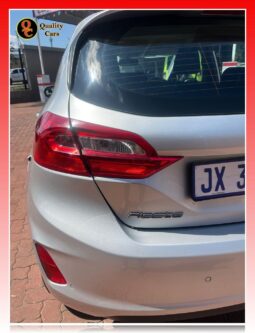 
										FORD FIESTA 1.0 ECOBOOST TREND full									