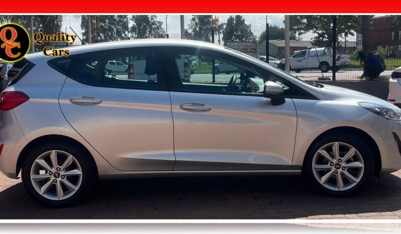 
								FORD FIESTA 1.0 ECOBOOST TREND full									