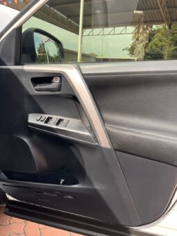 
										TOYOTA RAV 4 2.0 GX 2019 full									