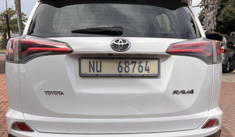 
								TOYOTA RAV 4 2.0 GX 2019 full									