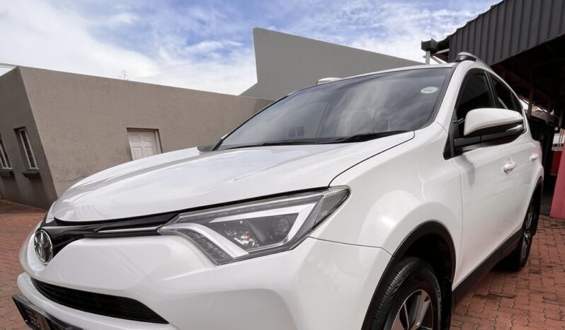 
								TOYOTA RAV 4 2.0 GX 2019 full									