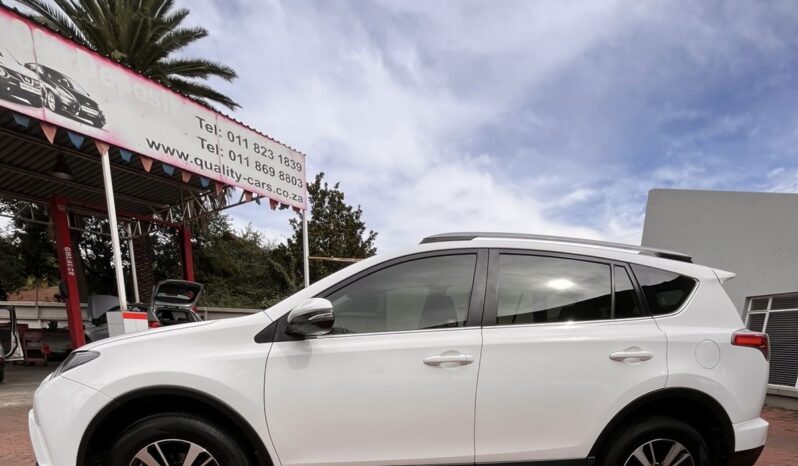 
								TOYOTA RAV 4 2.0 GX 2019 full									