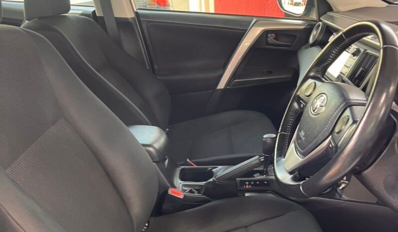 
								TOYOTA RAV 4 2.0 GX 2019 full									