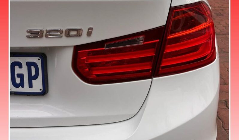
								BMW 230I A\T 2015 full									
