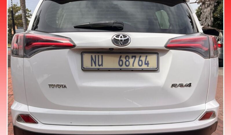 
								TOYOTA RAV 4 2.0 GX 2019 full									