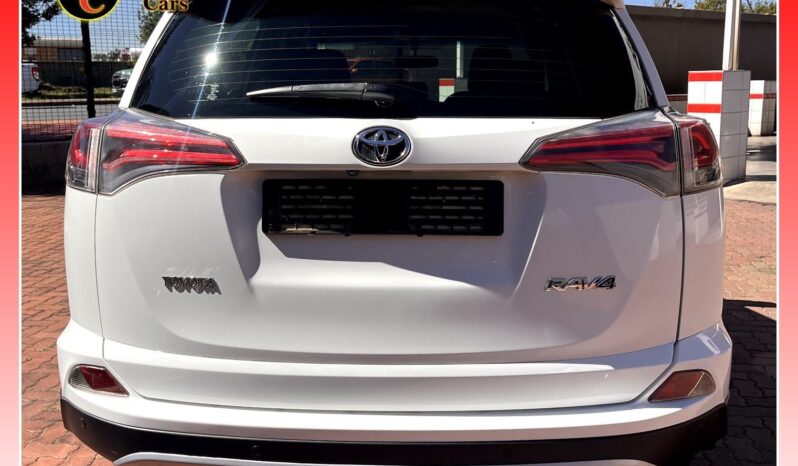 
								TOYOTA RAV 4 2.0 GX 2019 full									