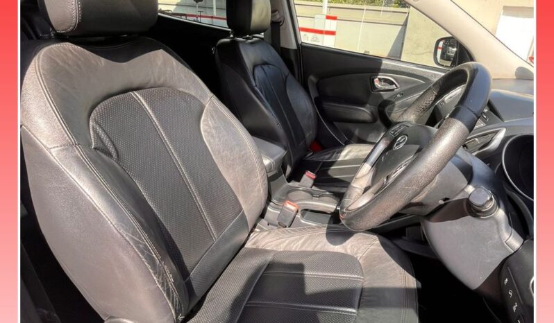 
								HYUNDAI IX35 A/T CRDI full									