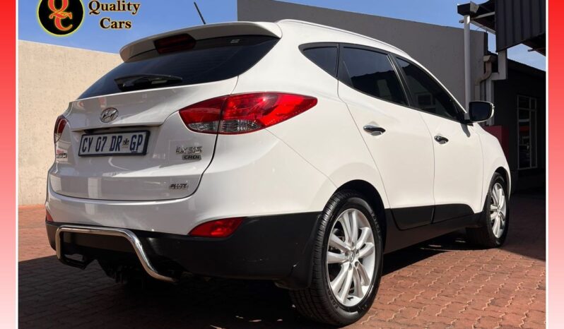 
								HYUNDAI IX35 A/T CRDI full									