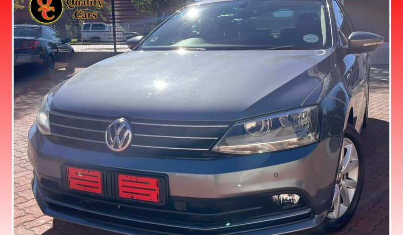 
								Volkswagen Jetta VI 1.4 TSI COMFORTLINE 2017 full									