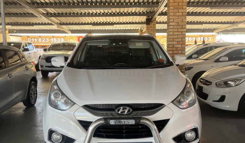 
								HYUNDAI IX35 A/T CRDI full									