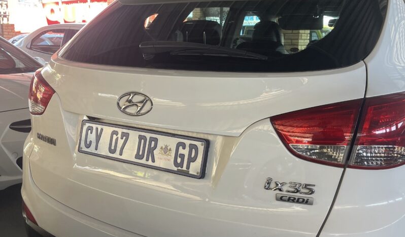 
								HYUNDAI IX35 A/T CRDI full									