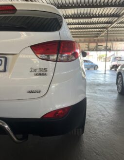 
										HYUNDAI IX35 A/T CRDI full									