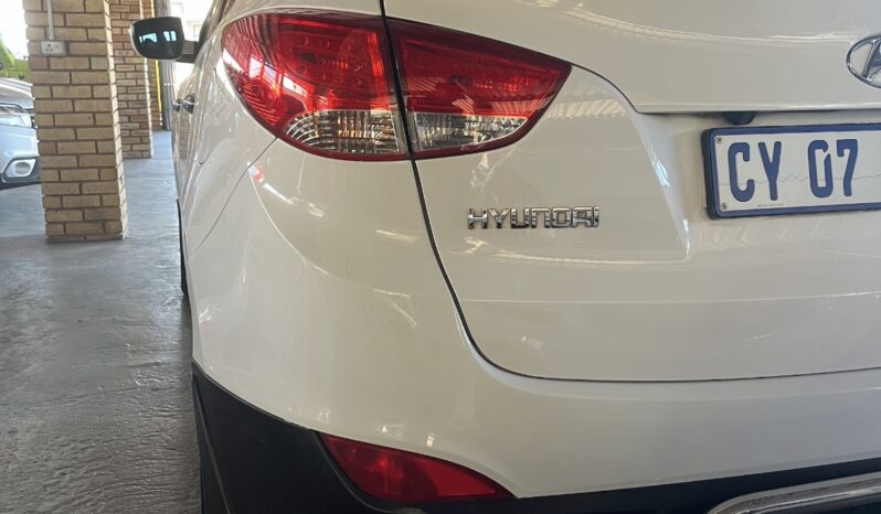 
								HYUNDAI IX35 A/T CRDI full									
