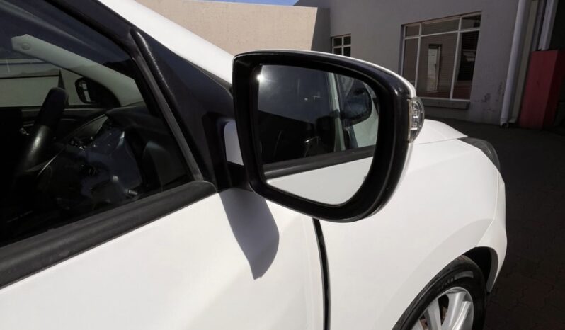 
								HYUNDAI IX35 A/T CRDI full									