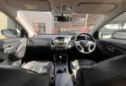
										HYUNDAI IX35 A/T CRDI full									