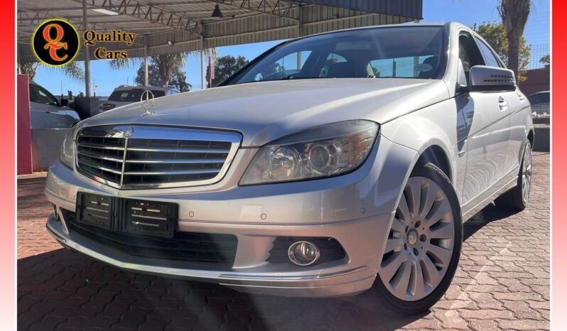 
								MERC C220 CDI AUTO full									